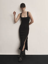 Abito lungo AKEP 9116 in maglia - Nero
